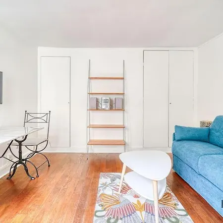 Proche Des Champs Elysees - Le Fonctionnel - 244b Apartment *